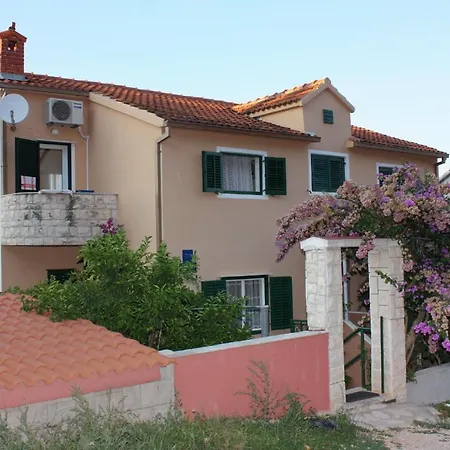 شقة With A Parking Space Postira, Brac - 5618 *